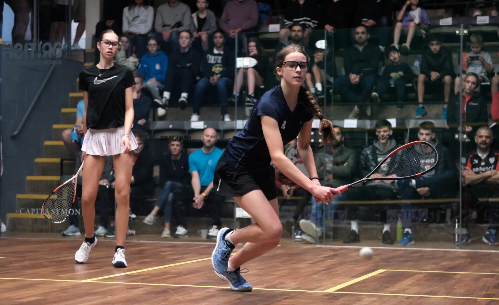 Reka Kemecsei and Harriet Broadbridge competing in the 2023 British Junior Championships final