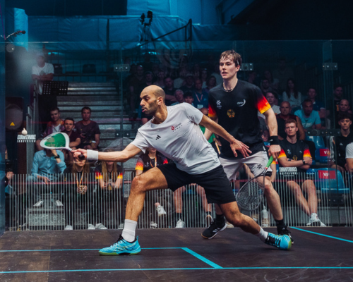 Marwan ElShorbagy Hits a Forehand