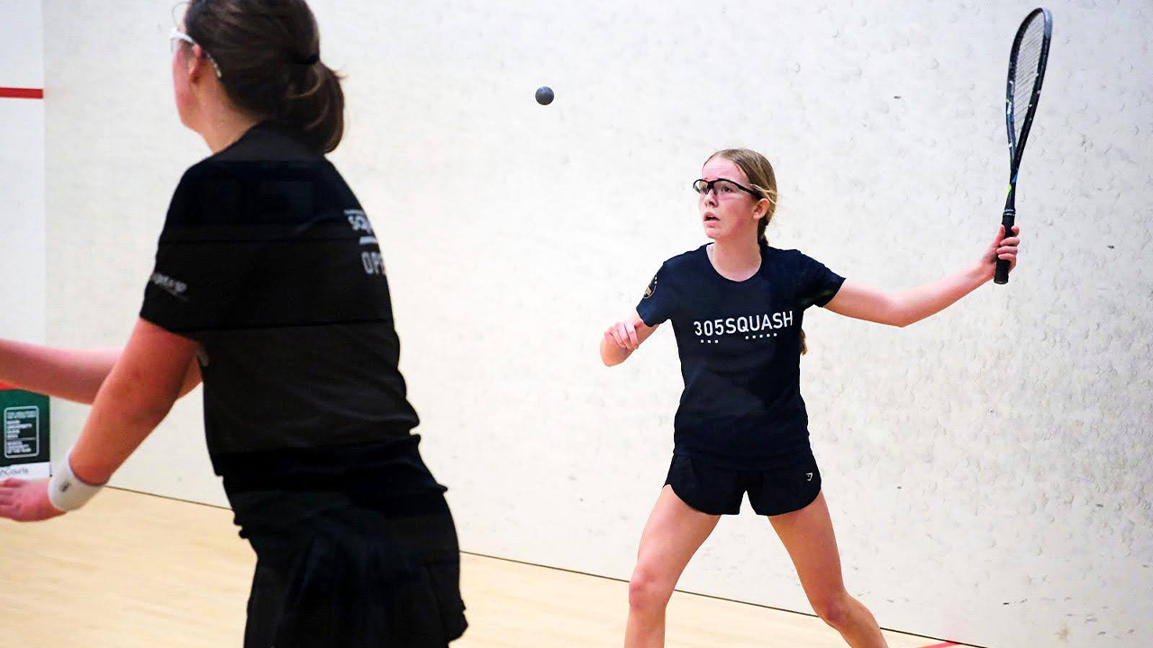 A junior competes at the 2025 MB Nottingham English Junior Championships.